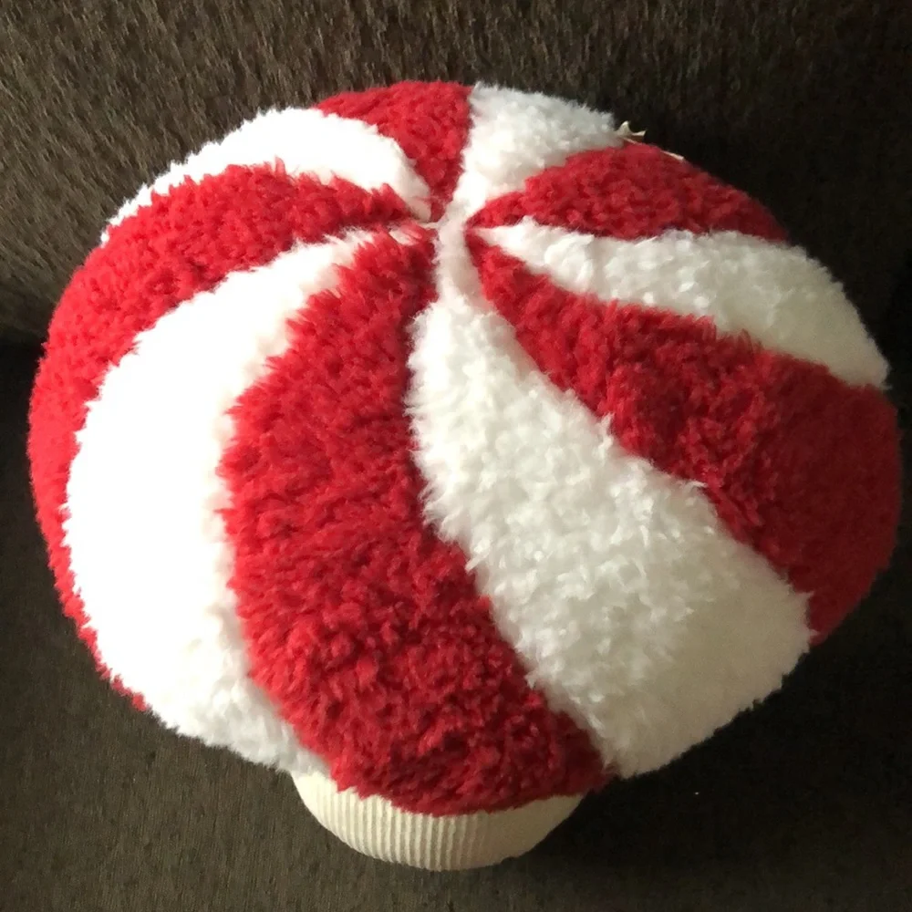 NEW Cupcakes & Cashmere PEPPERMINT Mushroom Holiday Throw Pillow
